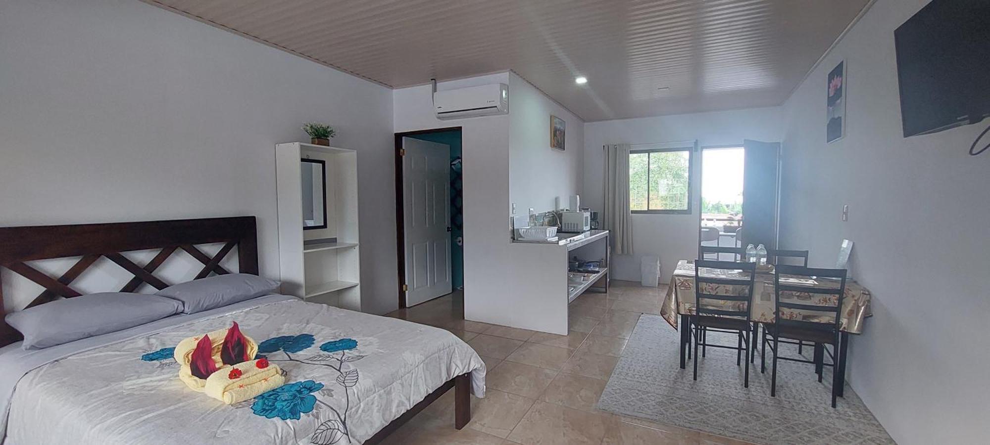 Alojamientos N&S La Fortuna Habitación foto